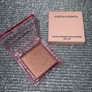 💖🆕💖 Sophia+Mabelle Satin Powder Highlighter